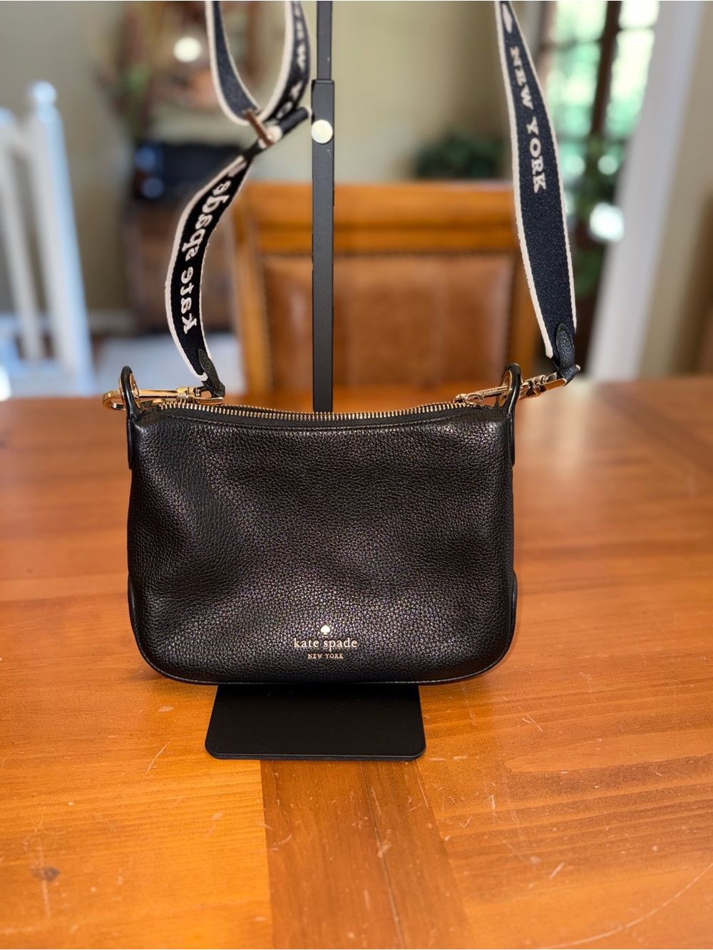 Kate Spade Rosie Black Peebled Leather Crossbody Logo Strap Zipper Everyday